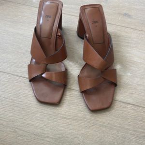 Perfect chocolate sandals for summer